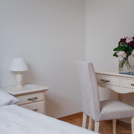 High Heaven Apartment Praha Bagian luar foto