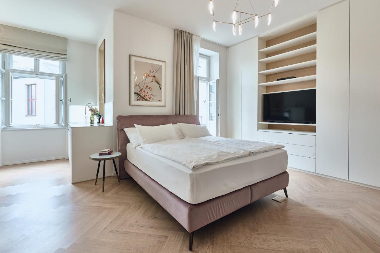 High Heaven Apartment Praha Bagian luar foto