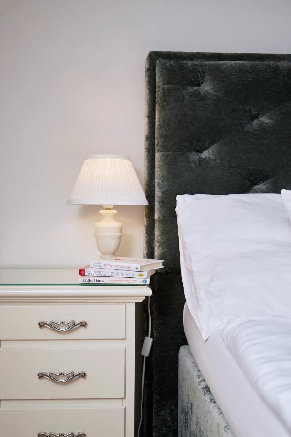 High Heaven Apartment Praha Bagian luar foto