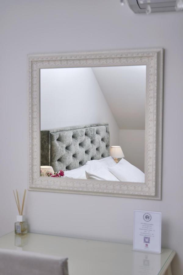 High Heaven Apartment Praha Bagian luar foto