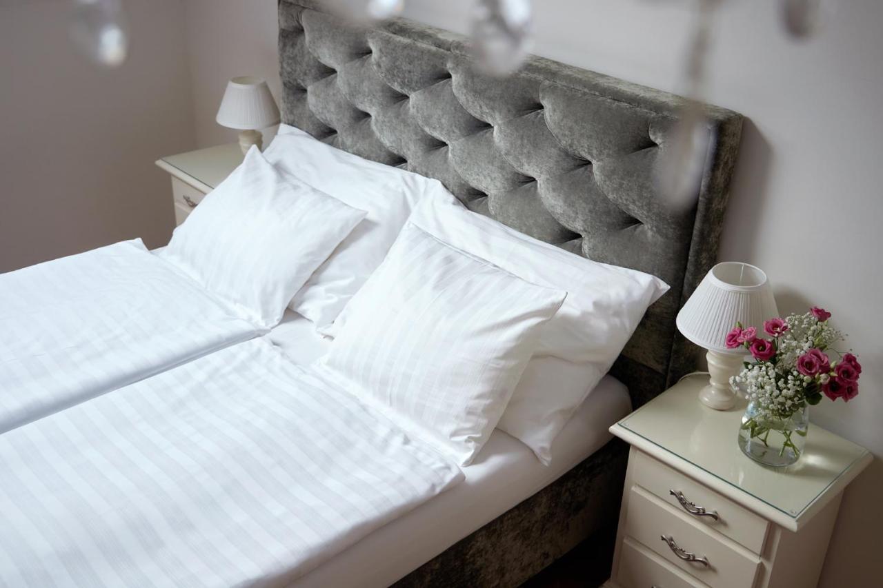 High Heaven Apartment Praha Bagian luar foto