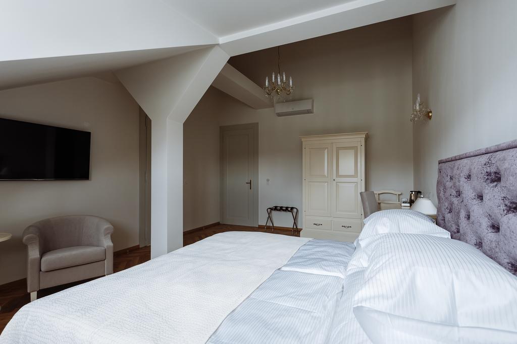 High Heaven Apartment Praha Bagian luar foto
