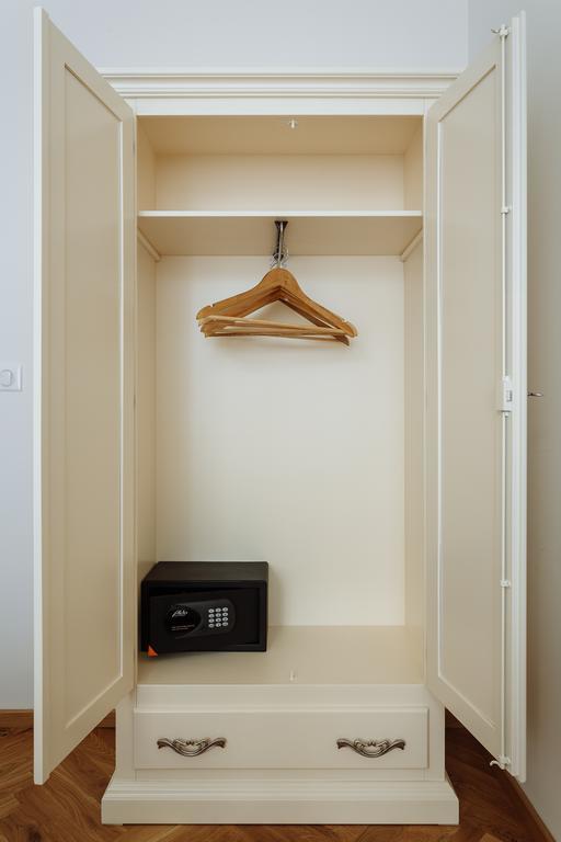 High Heaven Apartment Praha Bagian luar foto