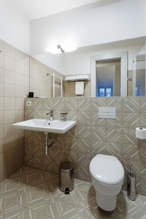 High Heaven Apartment Praha Bagian luar foto