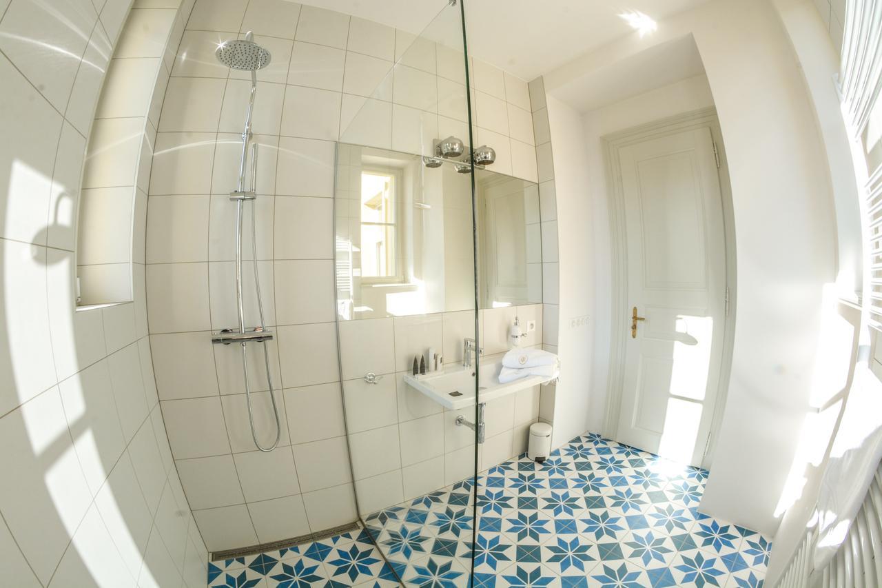 High Heaven Apartment Praha Bagian luar foto